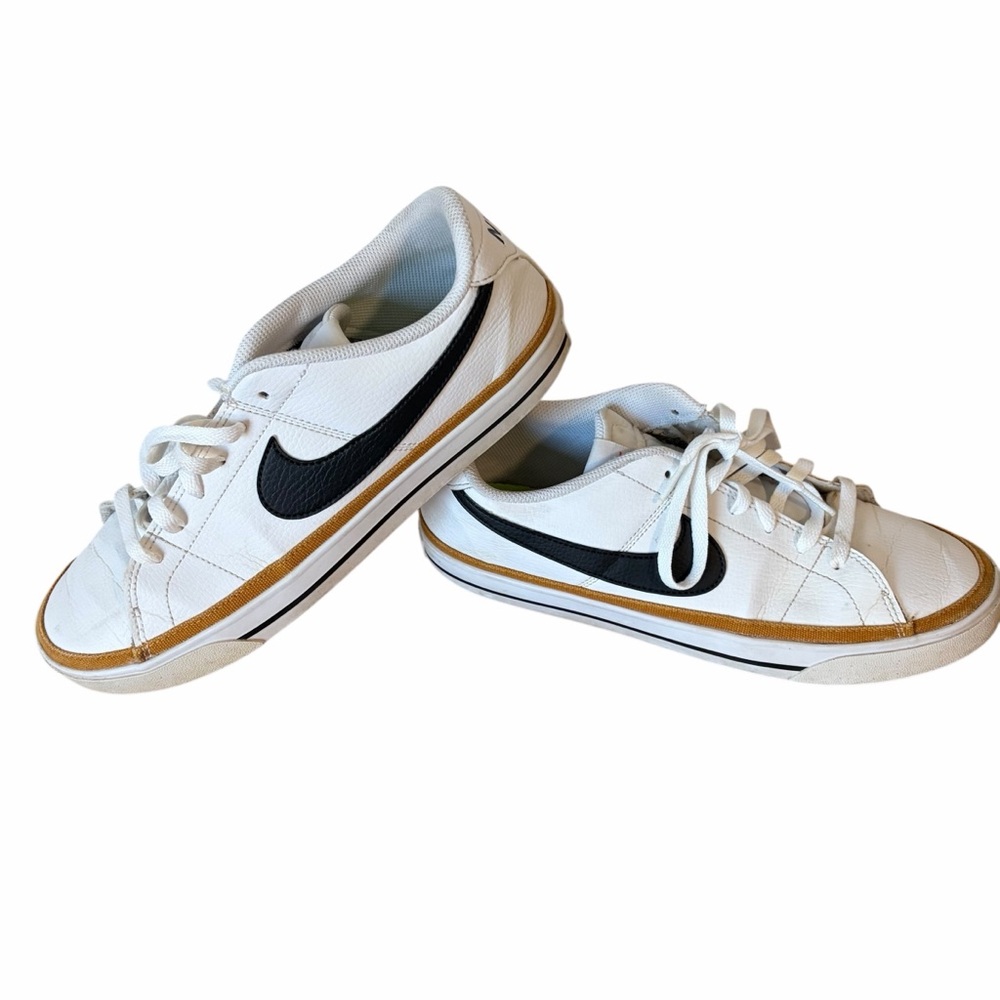 Nike White and Black Sneakers with Tan Accents